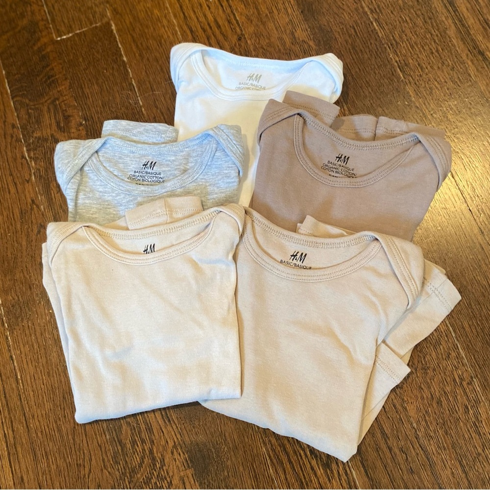 H&M lot. 18m Neutral Long sleeve shirts. NWOT